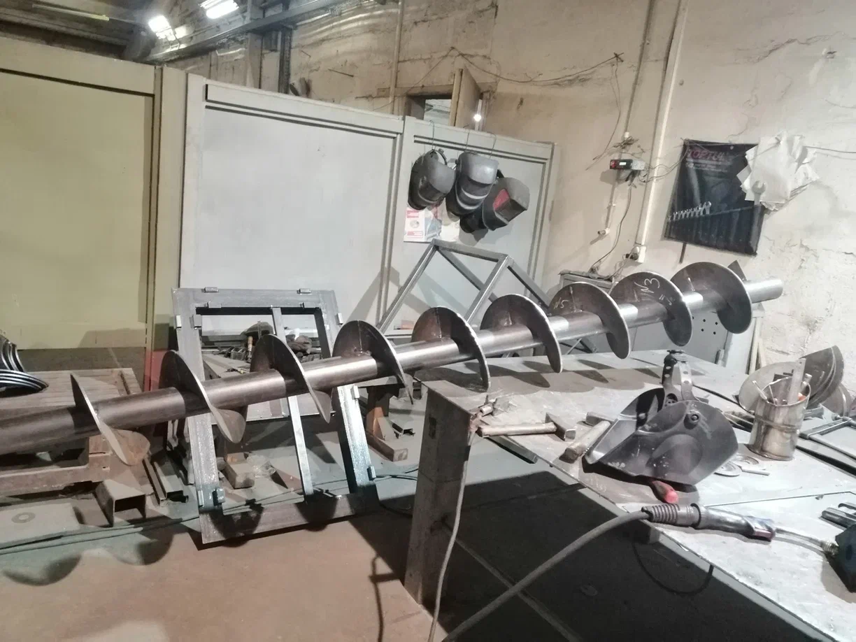 Шнек конвейера