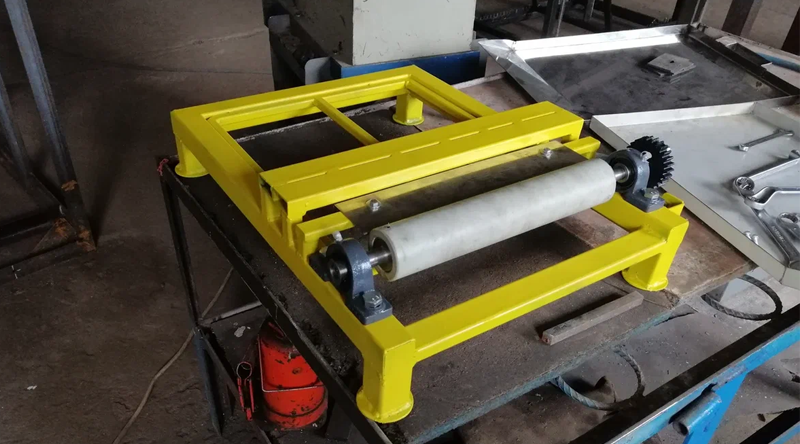 Установка для нанесения клея